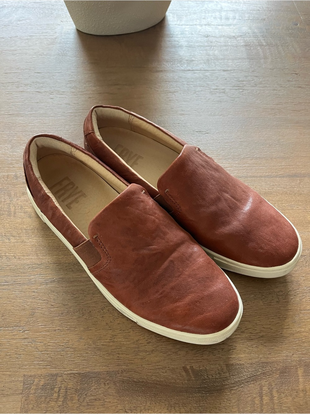 Frye Women's Slip-On Flats in Rust Brown